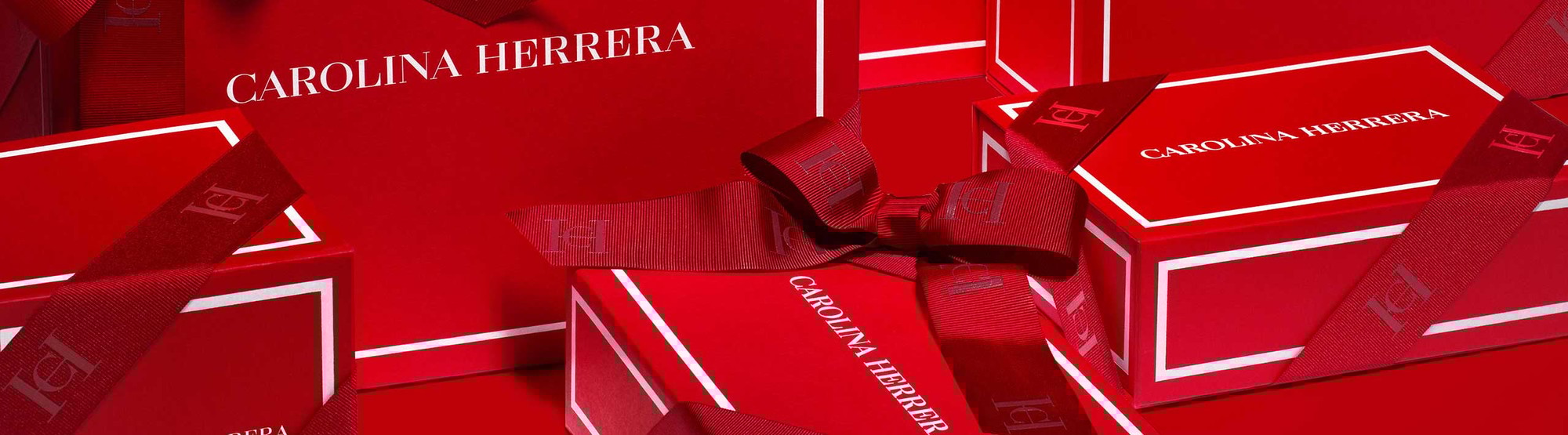 Enhance-CarolinaHerrera Red Gifting